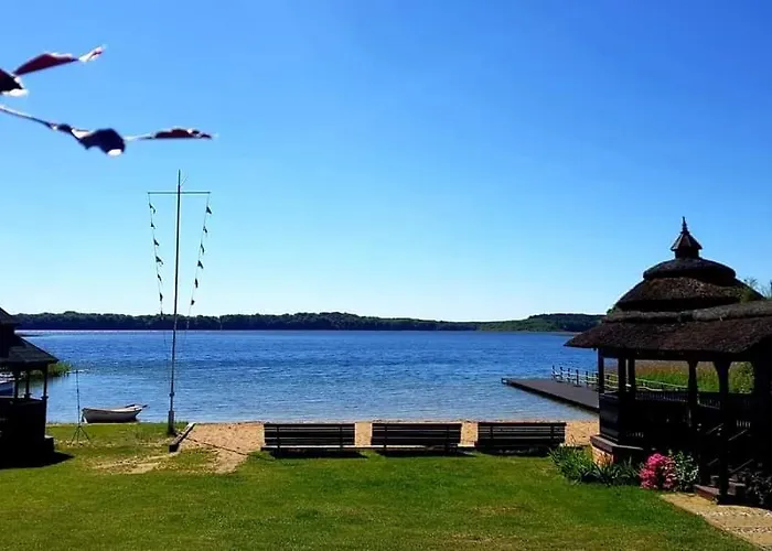 Urocza Przystan Casa de Férias